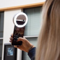 The Source Selfie / Vlogging Light