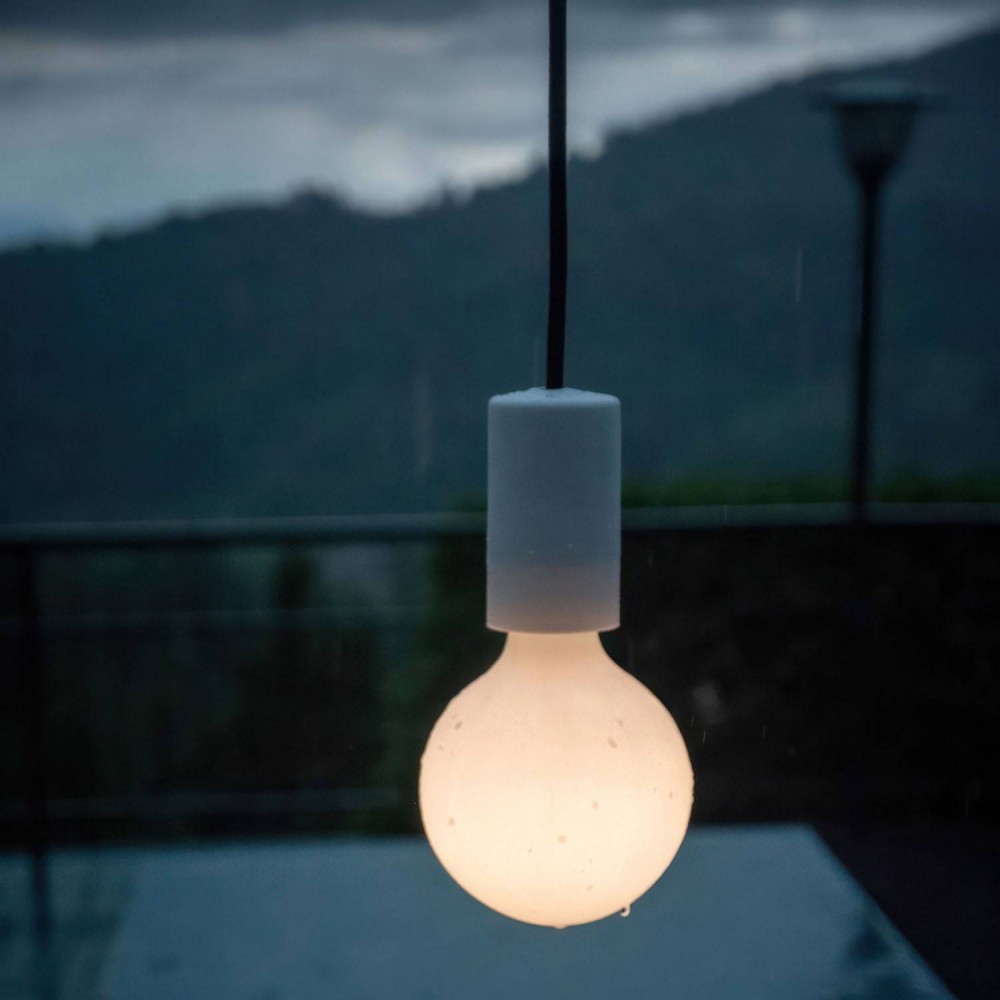 Στεγανό Ντουί EIVA ELEGANT, E27 με κάλυμμα σιλικόνης για εξωτερικό χώρο - Το πρώτο IP65 ντουί παγκοσμίως - Λευκό - Creative Cables