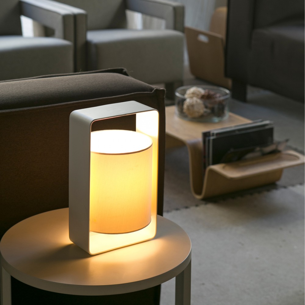 Πορτατίφ Με Υφασμάτινο Διαχύτη Σε Λευκό Χρώμα H:27 1xE27 LULA FARO