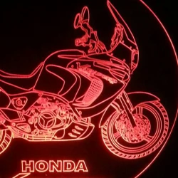 LED Φωτιστικό Χαραγμένο Plexiglass Με Σχέδιο Moto Honda Με Διακόπτη ON/OFF AlphaLed LED Φωτιστικό Χαραγμένο Plexiglass Με Σχέδιο Moto Honda Με Διακόπτη ON/OFF AlphaLed