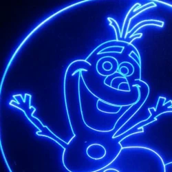 LED Φωτιστικό Χαραγμένο Plexiglass Με Σχέδιο Frozen Snowman Με Διακόπτη ON/OFF AlphaLed LED Φωτιστικό Χαραγμένο Plexiglass Με Σχέδιο Frozen Snowman Με Διακόπτη ON/OFF AlphaLed