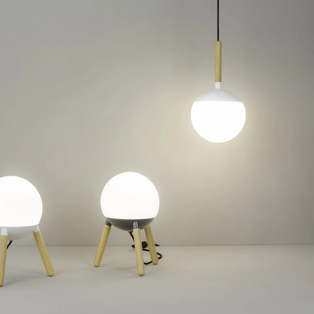 Μεταλλικό Κρεμαστό Φωτιστικό Με Opal Διαχύτη Και Ξύλινες Λεπτομέρειες Σε Λευκό Χρώμα 1xE27 MINE FARO