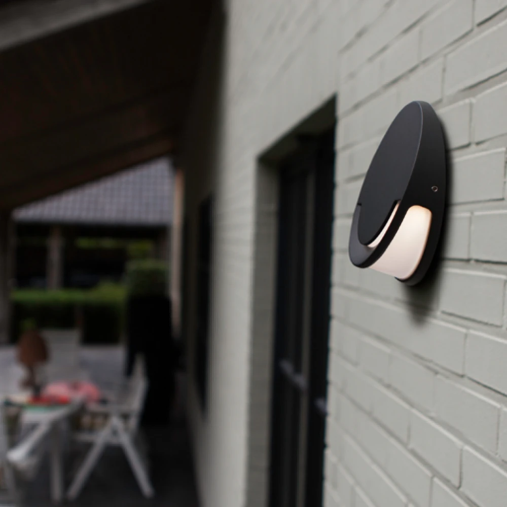 LED Επίτοιχο Φωτιστικό Από Χυτό Αλουμίνιο 9W Σε Γκρι Με PC Διαχύτη IP44 SANDWY LUTEC 1882GR