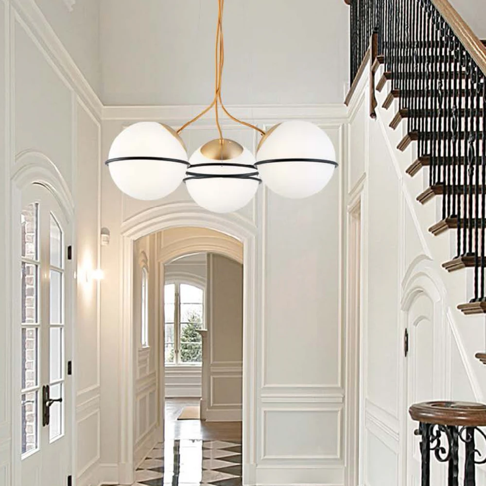 Κρεμαστό Φωτιστικό Με Λευκό Οπάλ Ματ Γυαλί Και Ανάρτηση Χρυσή Με Μαύρες Λεπτομέριες 3xE27 Ferero VIOKEF