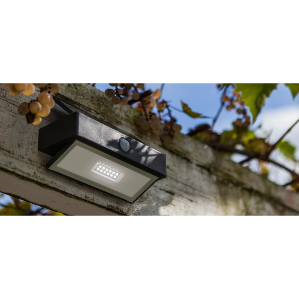 LED Ηλιακό Επιτοίχιο Φωτιστικό Με Αισθητήρα 2.3W IP44 ARROW LUTEC