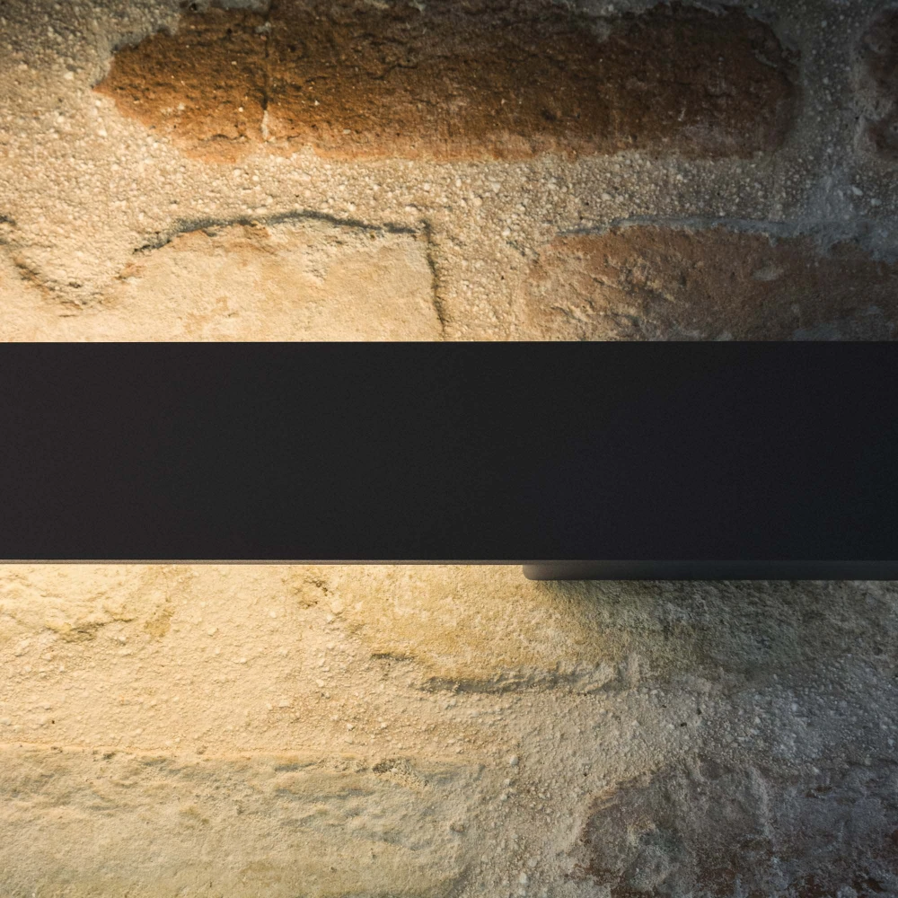 Γκρι Φωτιστικό Μπάνιου με Ενσωματωμένο LED και Θερμό Λευκό Φως 104x5x5εκ. Linea ap d104 Ideal Lux