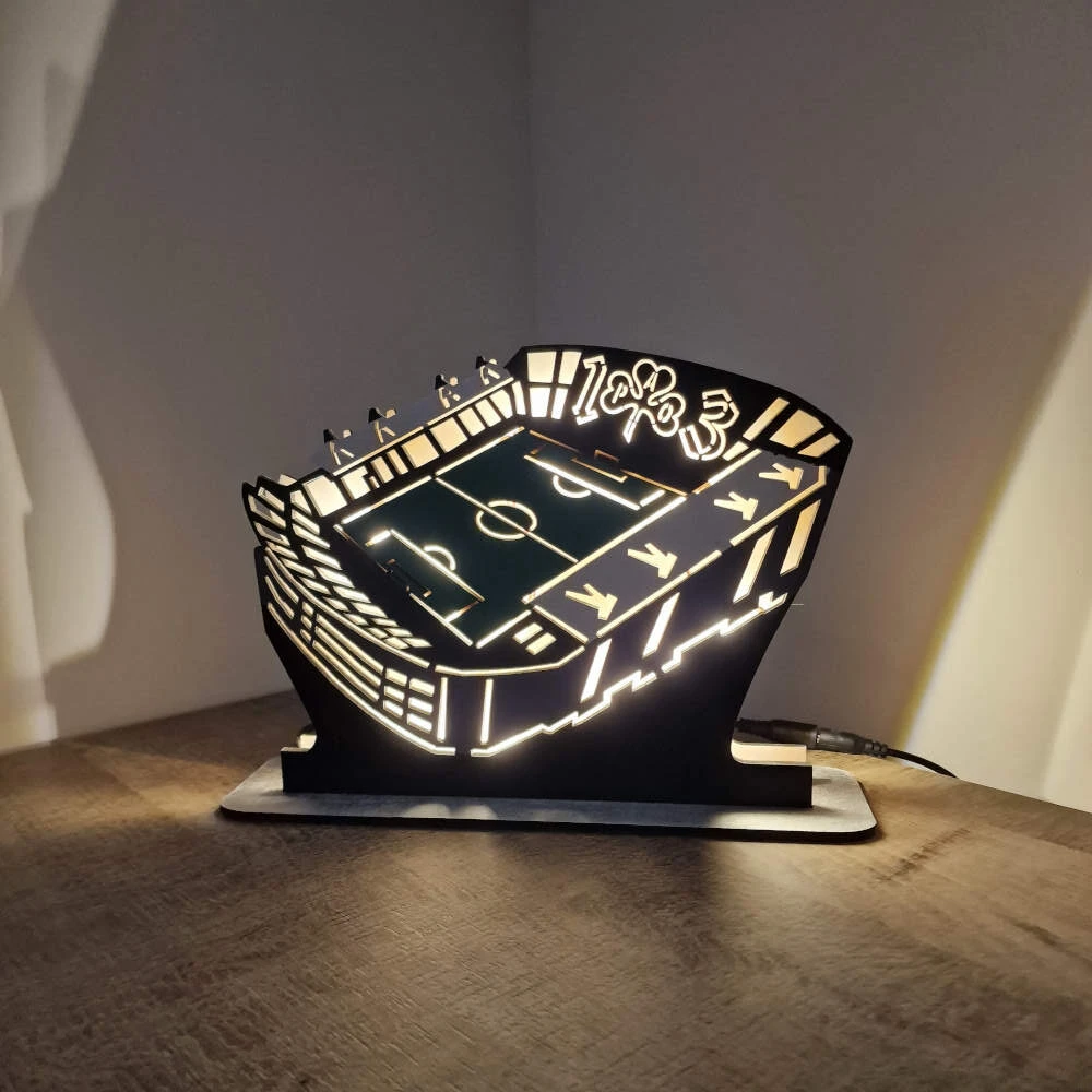 Custom LED Φωτιστικό γραφείου Γήπεδο Λεωφόρου - Χειροποίητο Φωτιστικό Από Ξύλο 27×6×20 cm