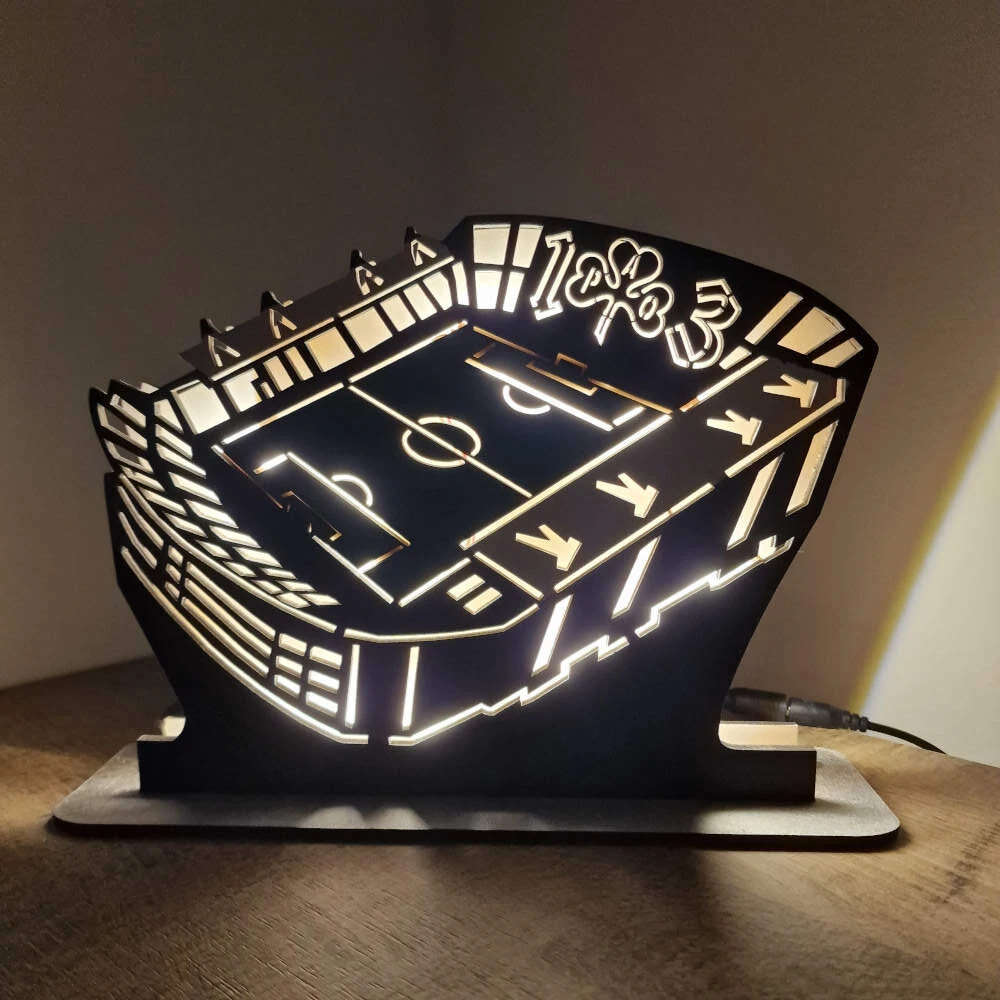 Custom LED Φωτιστικό γραφείου Γήπεδο Λεωφόρου - Χειροποίητο Φωτιστικό Από Ξύλο 27×6×20 cm