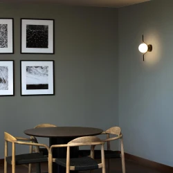 LE VITA Επιτοίχιο Φωτιστικό Μαύρο Με Οπάλ Γυαλί - LED 6W FARO