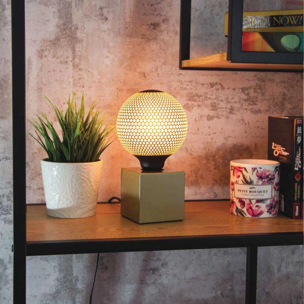 ΦΩΤΙΣΤΙΚΟ ΕΠΙΤΡΑΠΕΖΙΟ ΚΥΒΟΣ ΜΕΤΑΛΛΙΚΟ ΧΡΥΣΟ IP20 E27 - Xanlite