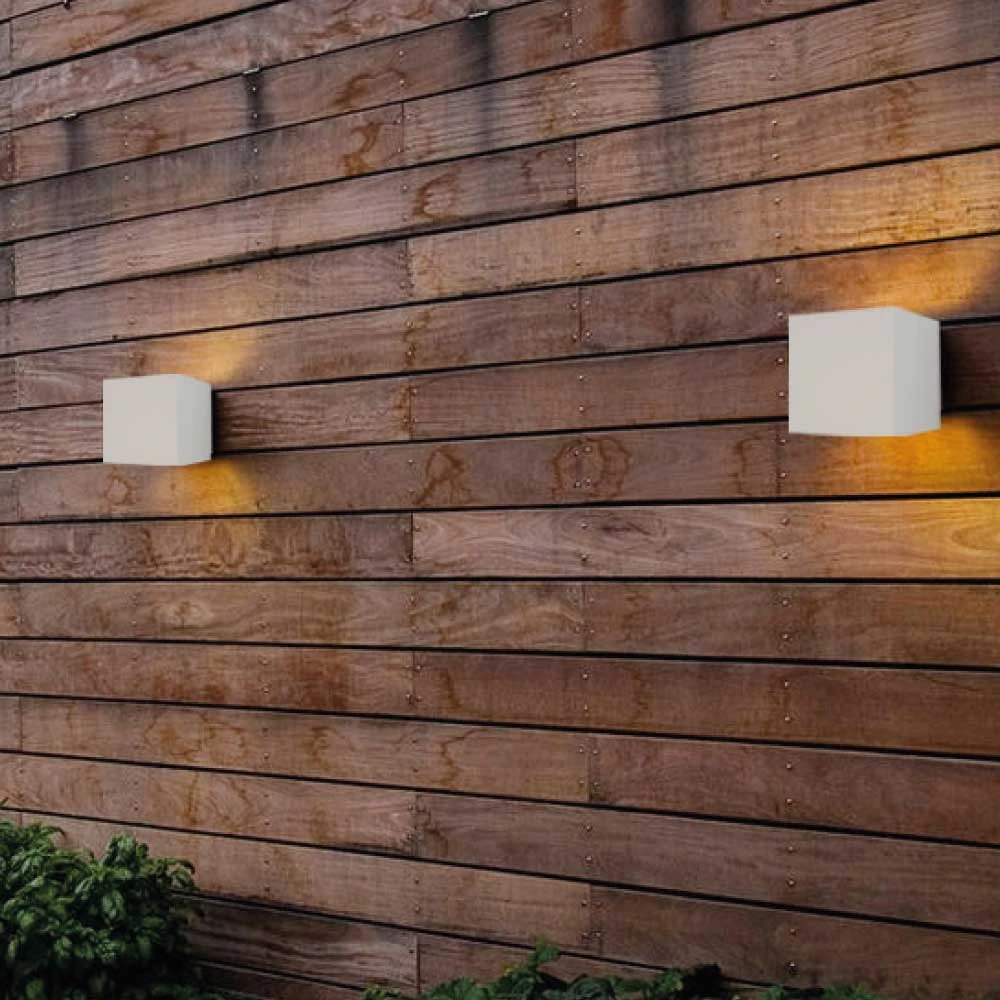 InLight Emerald LED 10W 3000K Απλίκα Εξωτερικού Χώρου Λευκή D:9,9cmx9,9cm