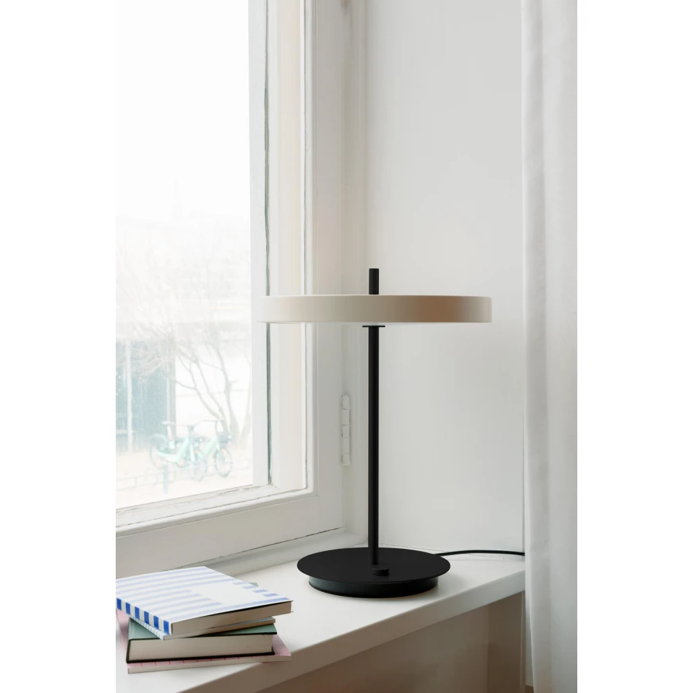 LED Πορτατίφ Asteria Table Pearl White/Black Stem 13W Φ31cm Dimmable by UMAGE