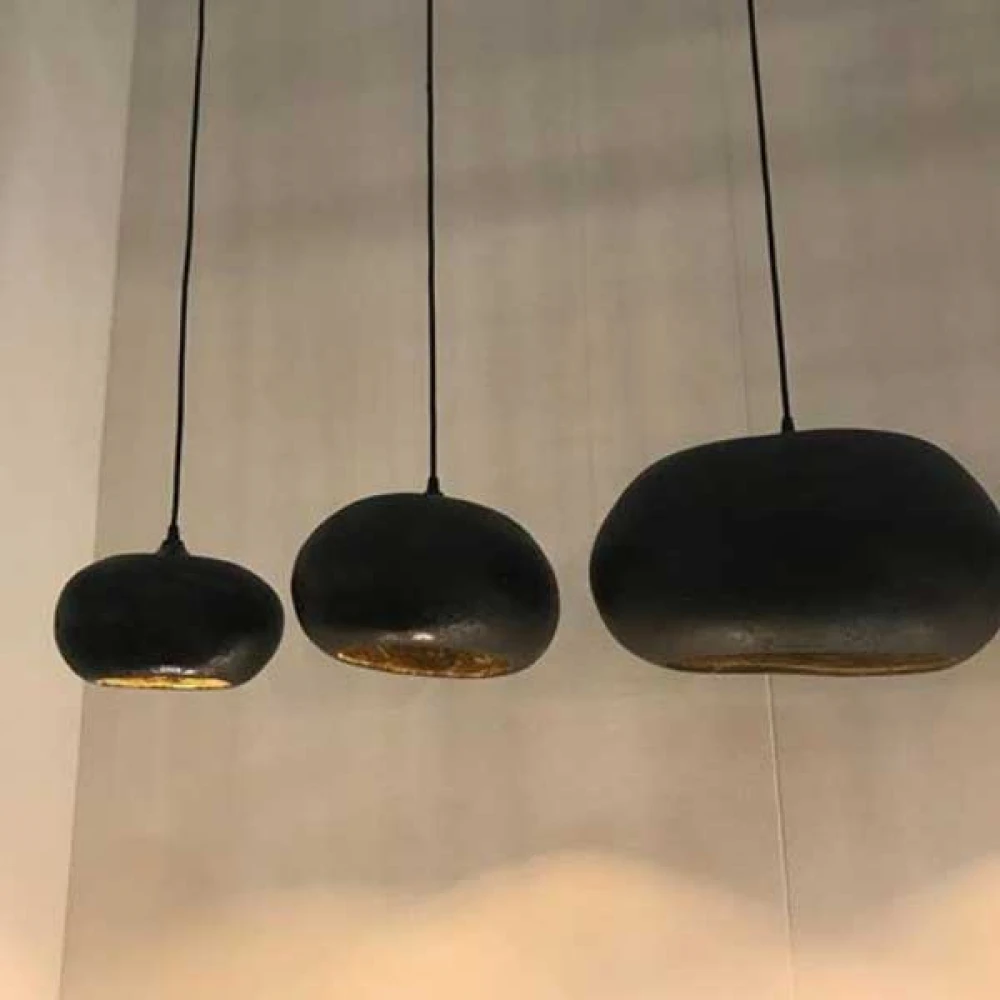 Κρεμαστό Φωτιστικό Μονόφωτο Από Ανακυκλωμένο Χαρτόνι σε Μαύρο Χρώμα PEBBLE Large - Ay illuminate