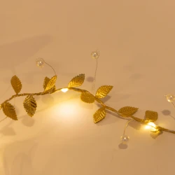 Σειρά Με 15 MINI LED Και Διακοσμητικα Φυλλα Και Περλες,Μπαταρίας Με Χάλκινο Καλώδιο-Θερμό Λευκό IP20