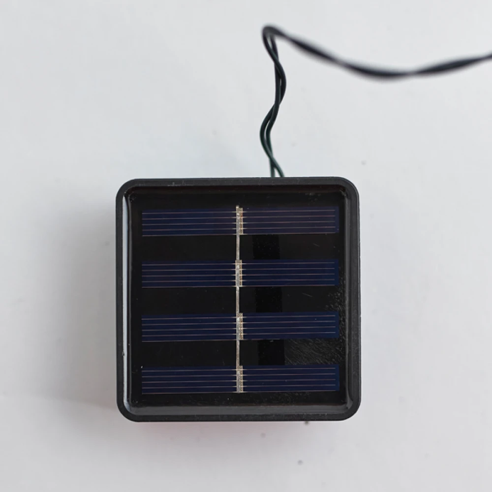 ΣΕΙΡΑ ΜΕ 80 LED ΜΕ ΑΚΡΥΛΙΚΗ ΕΠΕΚΤΑΣΗ ΚΑΙ ΗΛΙΑΚΟ ΣΥΛΛΕΚΤΗ ME ΑΙΣΘΗΤΗΡΑ ΦΩΤΟΣ, 8 ΠΡΟΓΡΑΜΜΑΤΑ ΚΑΙ ΠΡΑΣΙΝΟ PVC ΚΑΛΩΔΙΟ, ΚΟΚΚΙΝΟ ΚΑΙ ΠΡΑΣΙΝΟ LED ΙΡ44